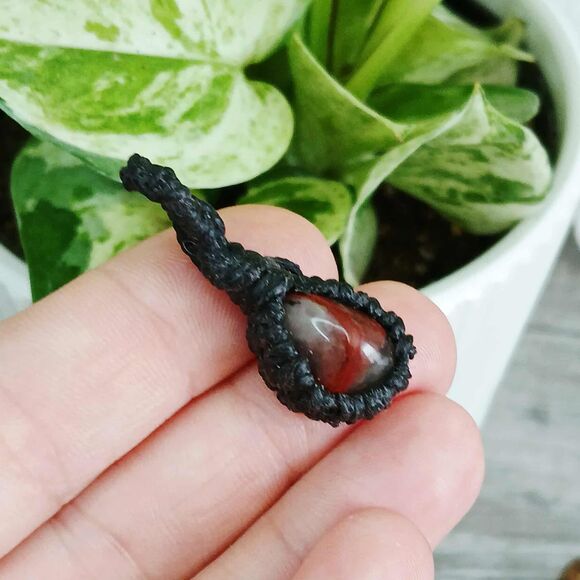 Macrame Bloodstone Crystal Pendant, Polished Gemstone Jewelry 1.5" - Picture 4 of 5